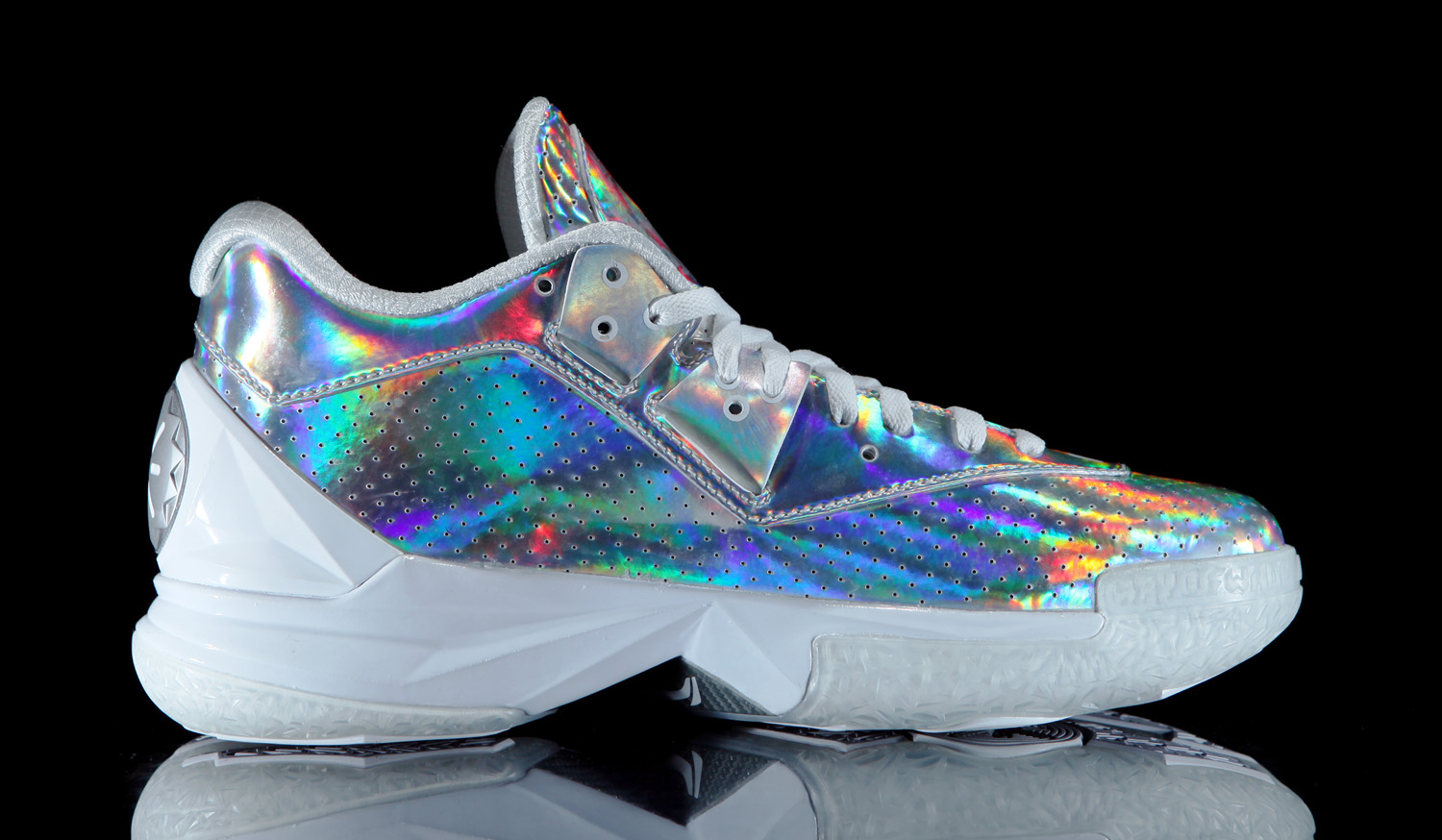 ingewikkeld lof markeerstift Dwyane Wade's All-Star 2016 Sneakers Go Platinum | Sole Collector