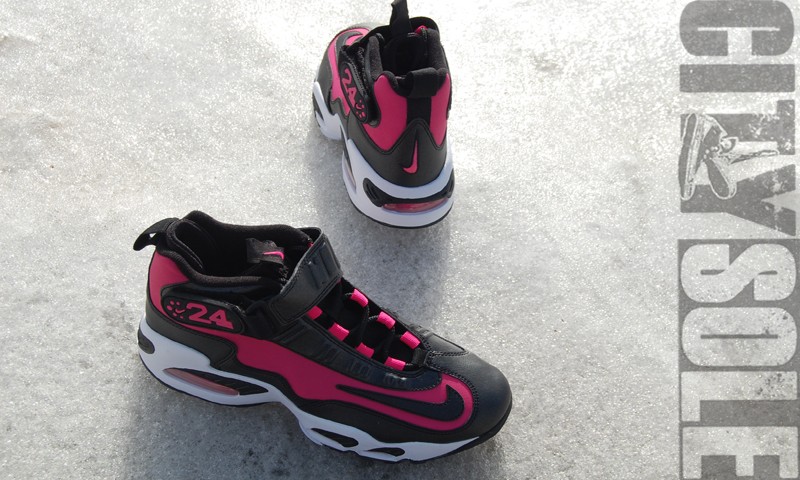 ken griffey jr shoes pink and black