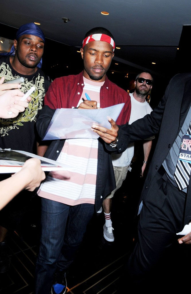 Frank Ocean wearing Air Jordan I 1 Black Royal (2)