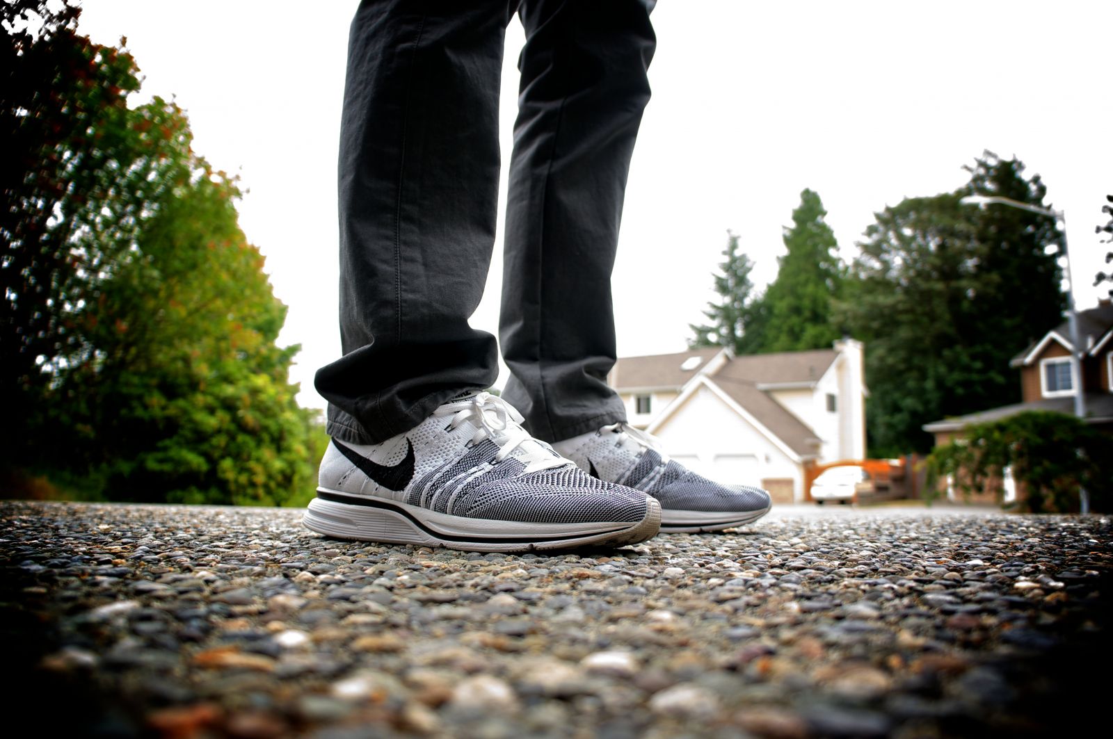 Nike flyknit trainer yellow hotsell on feet