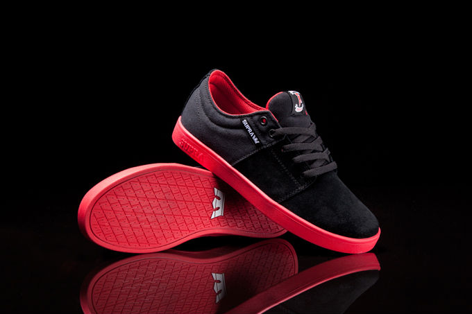 supra black red