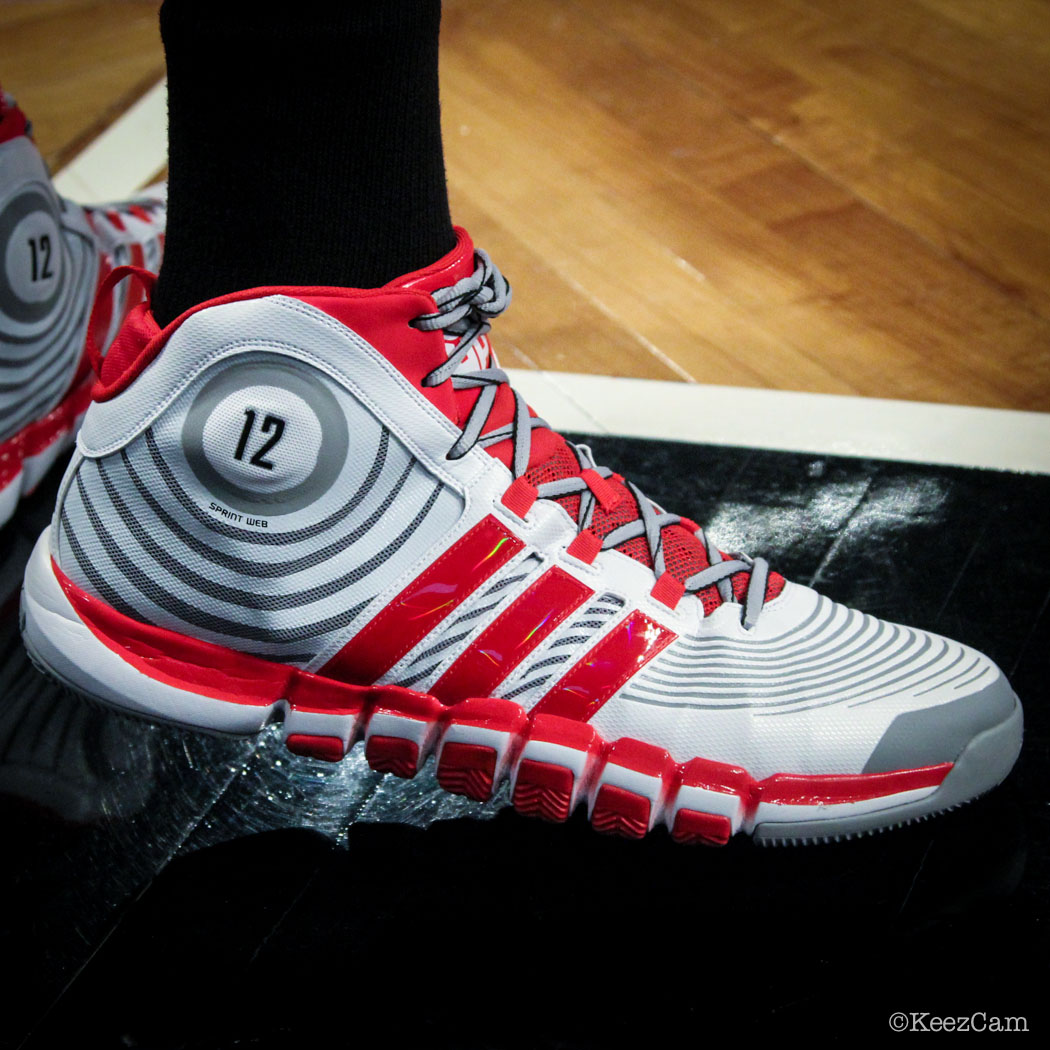 Dwight Howard wearing adidas D Howard 4 PE (3)