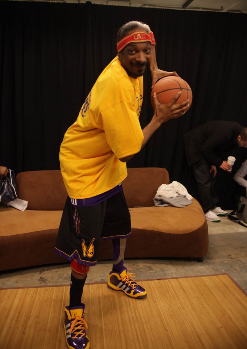 adiHOOP 3-on-3 - Snoop Dogg