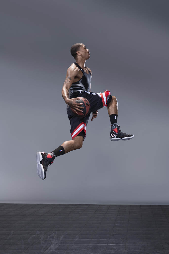 adidas adiZero Rose 2.5 Derrick Rose Action (5)