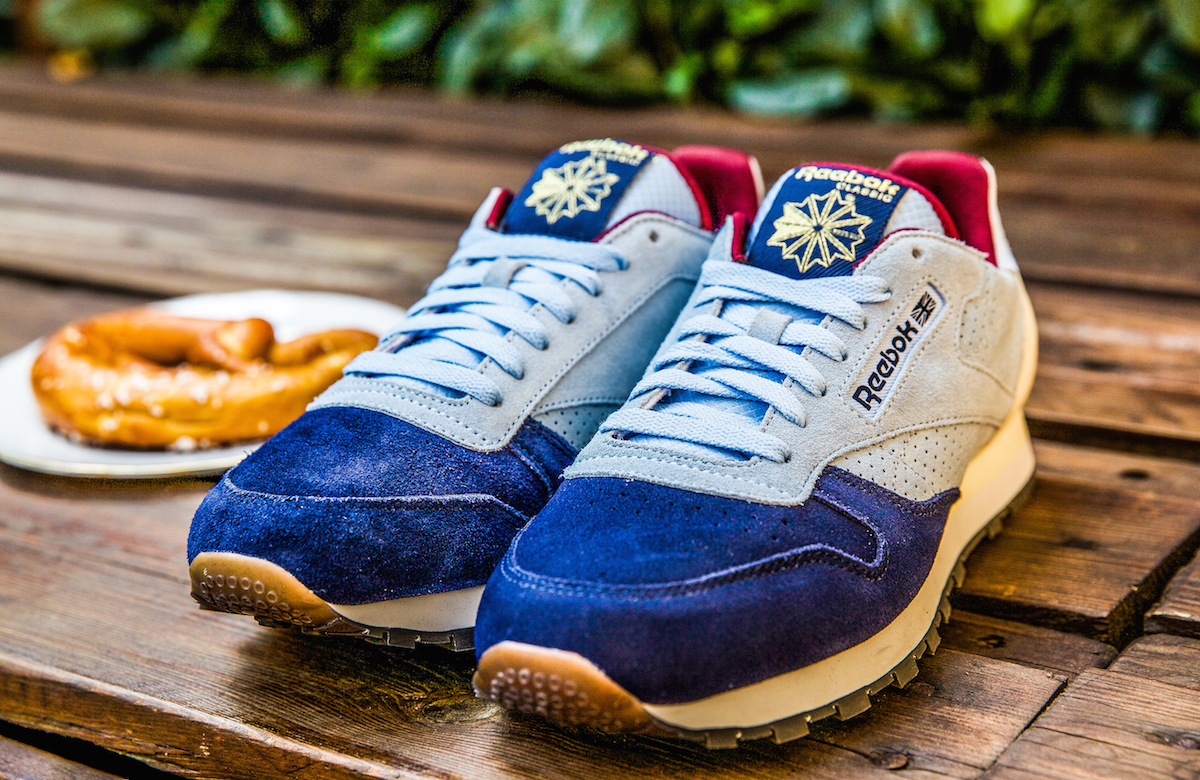 reebok blue bottom