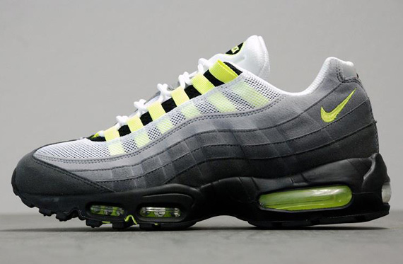 yellow black and white air max 95