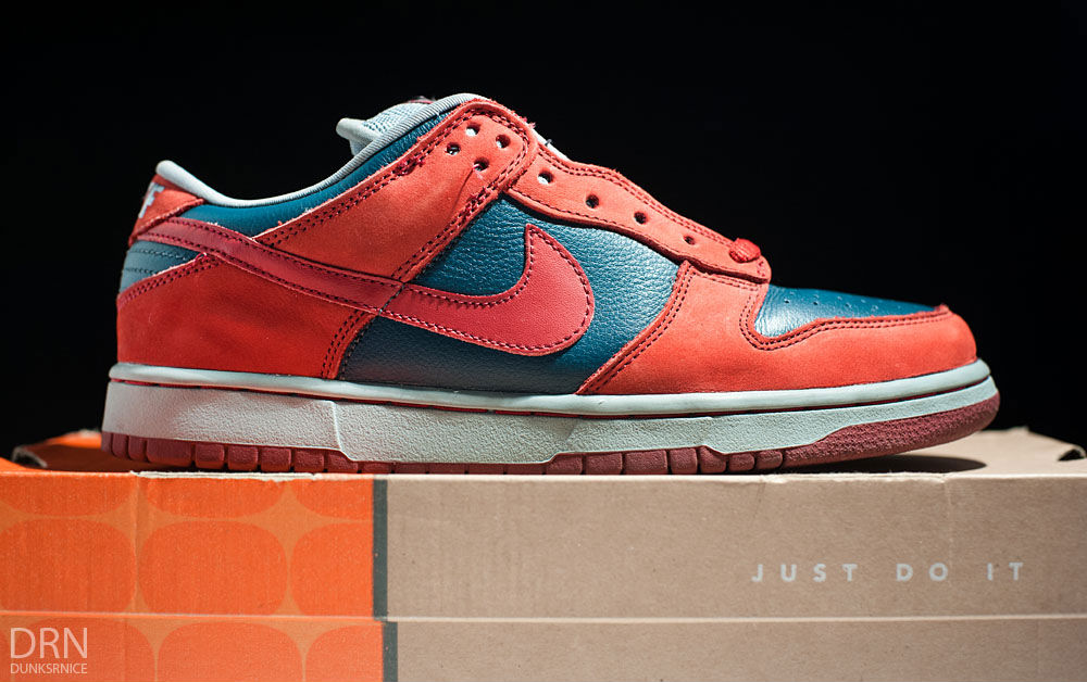 Spotlight // Pickups of the Week 10.13.13 - Nike Dunk Low SB Shark by dunksrnice