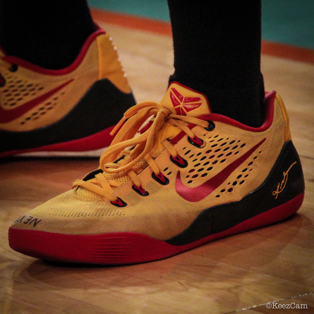 Skylar Diggins wearing Nike Kobe IX 9 EM Tulsa Shock PE