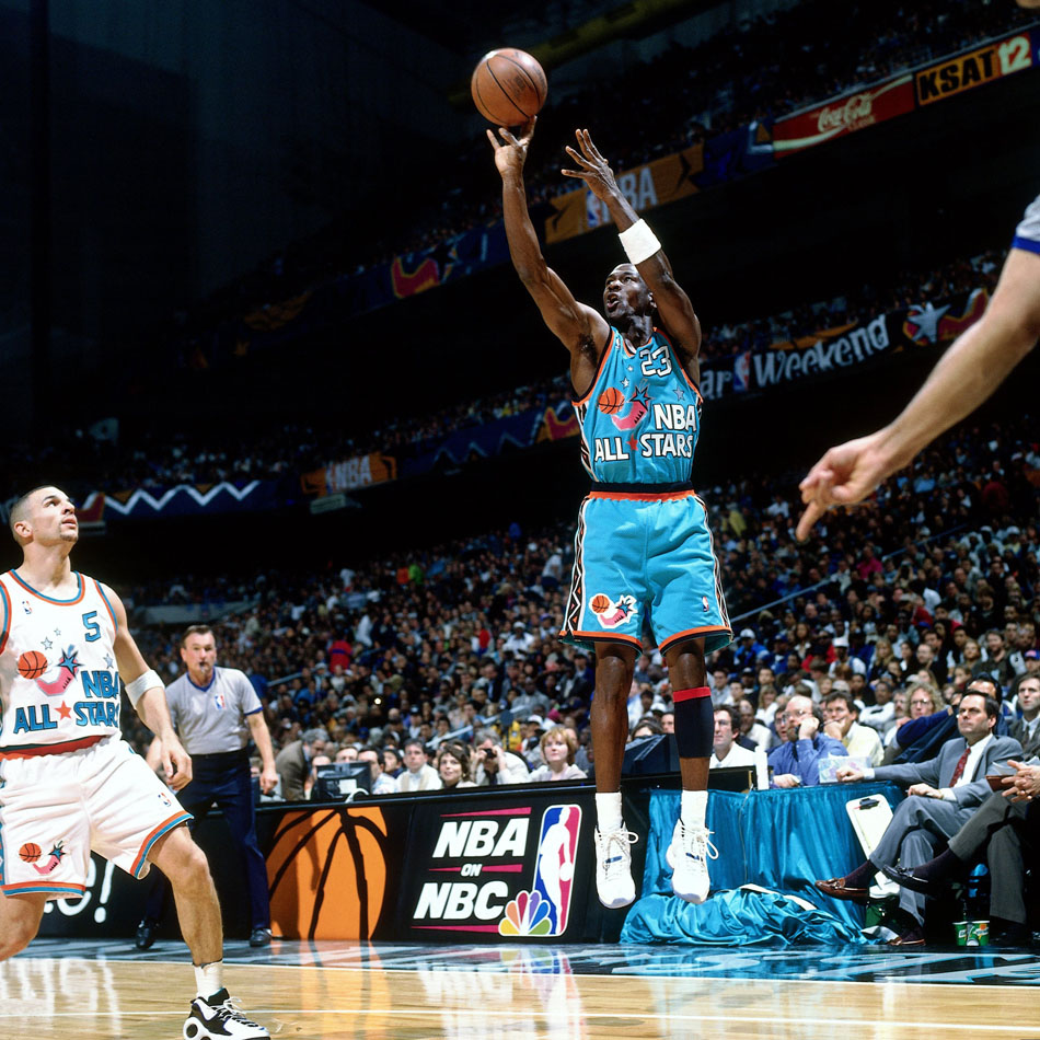 Michael Jordan wearing 'Columbia' Air Jordan XI 11 in the 1996 All-Star Game (7)