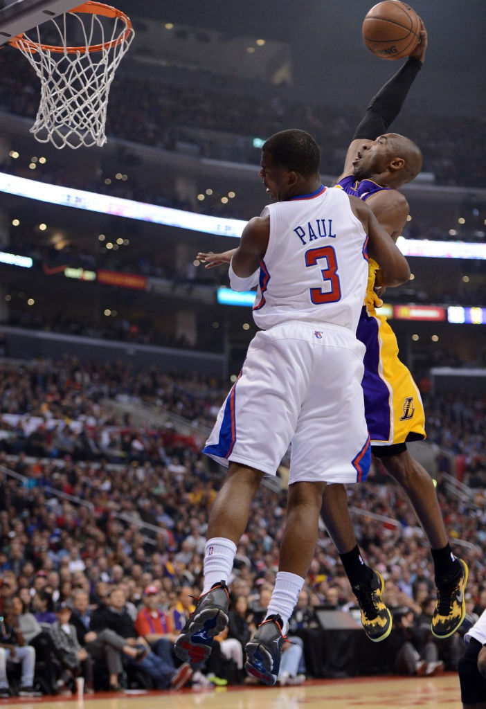 Kobe Bryant wearing Nike Kobe 8 System Sulfur (1)