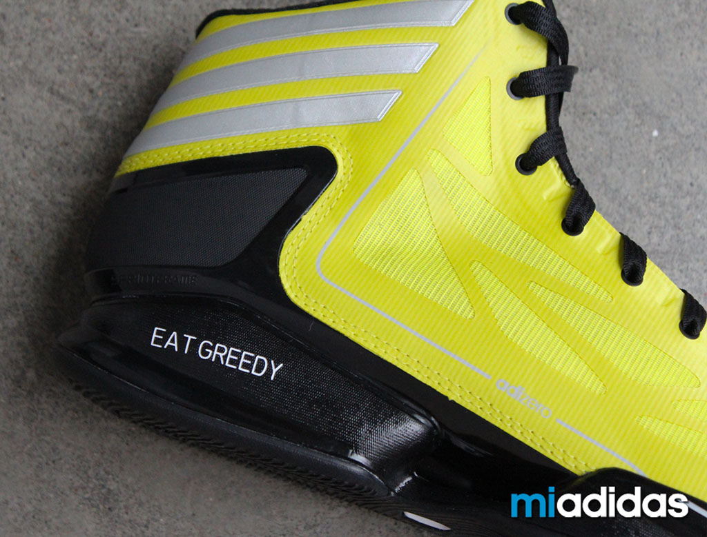 adidas adiZero Crazy Light 2 miadidas by Von Miller (2)