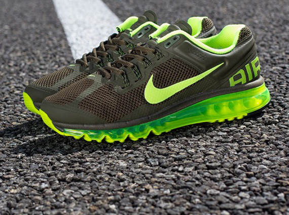 Green nike hot sale air max 2013