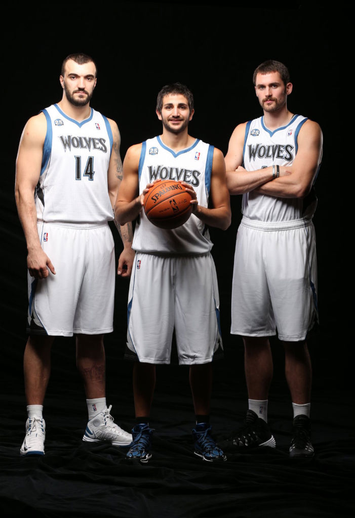 Nikola Pekovic wearing Nike Hyperdunk 2012; Ricky Rubio wearing adidas adizero Crazy Light 3; Kevin Love wearing Nike Hyperdunk 2013