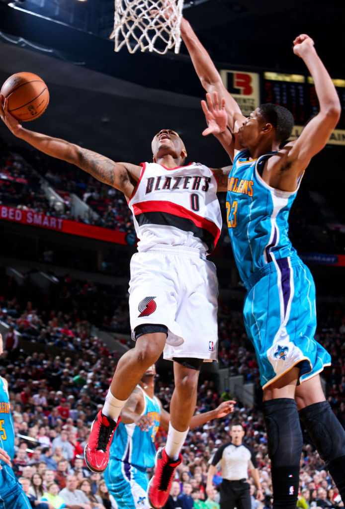 Damian Lillard Hits Game Winner in adidas Rose 773 (4)