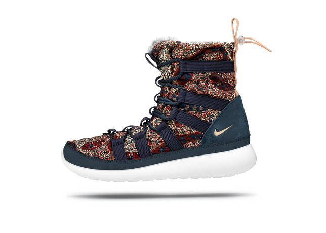 Liberty of London x Nike WMNS Roshe Run Hi Sneakerboot navy