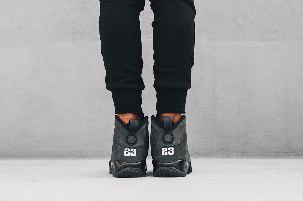 anthracite 9s on feet