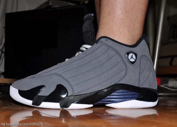 retro 14 graphite