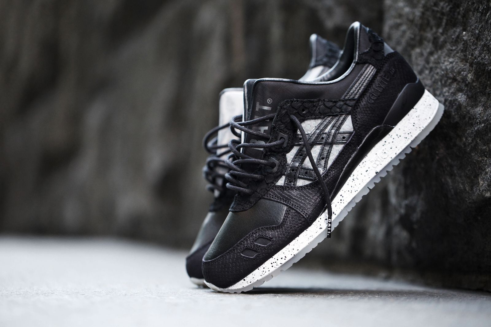 asics gel lyte iii retailers