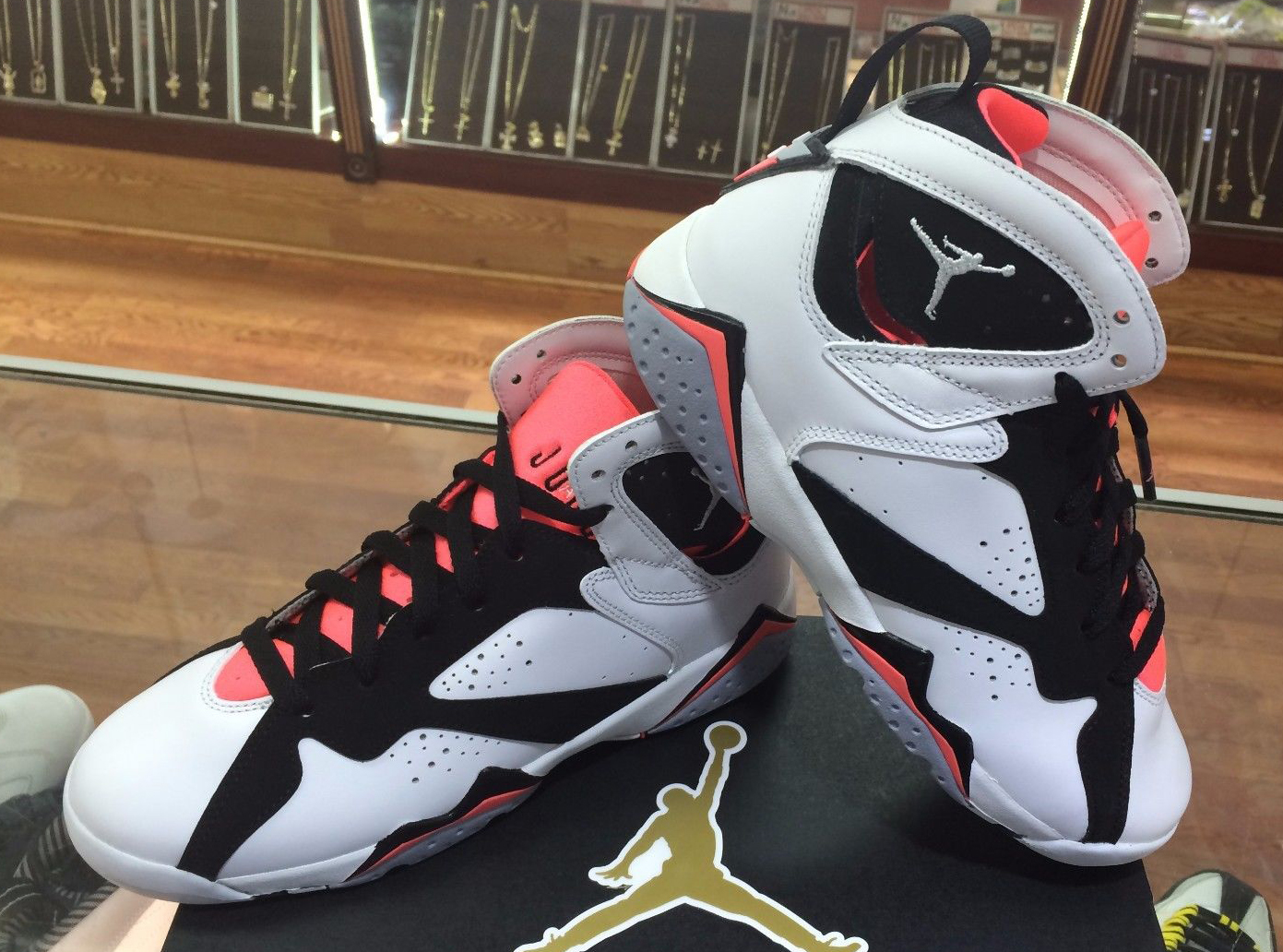 black and pink jordan 7