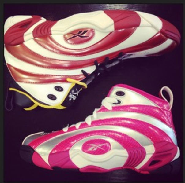 Reebok Shaqnosis Silver/Pink