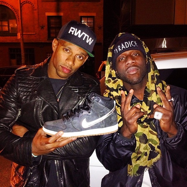 Victor Cruz Picks Up Nigel Sylvester x Nike Dunk High SB SOMP