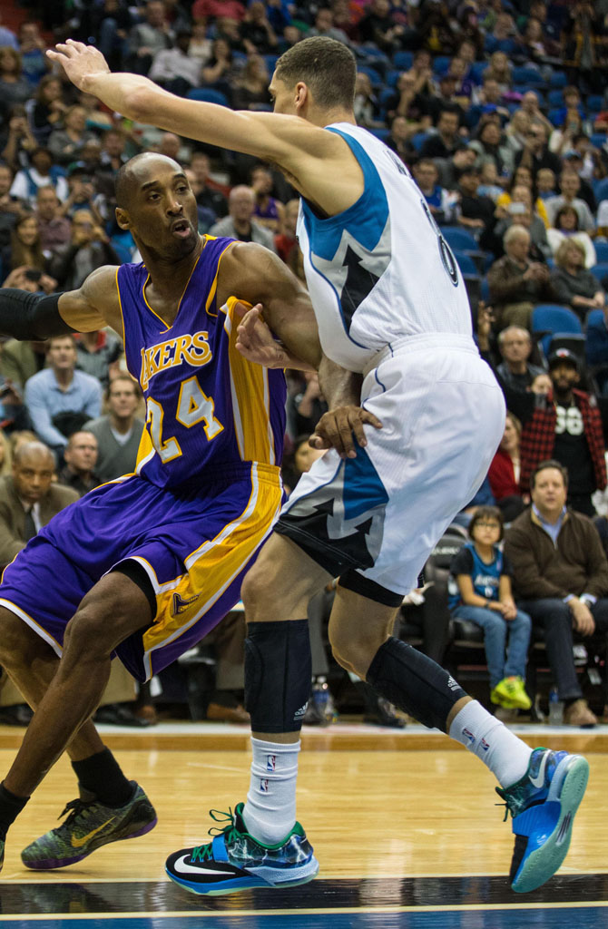 Zach LaVine wearing NIKEiD KD VII 7 (2)