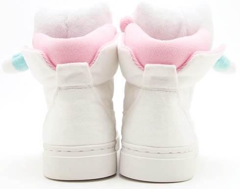 Hello Kitty x UBIQ Mascot Fatima (6)