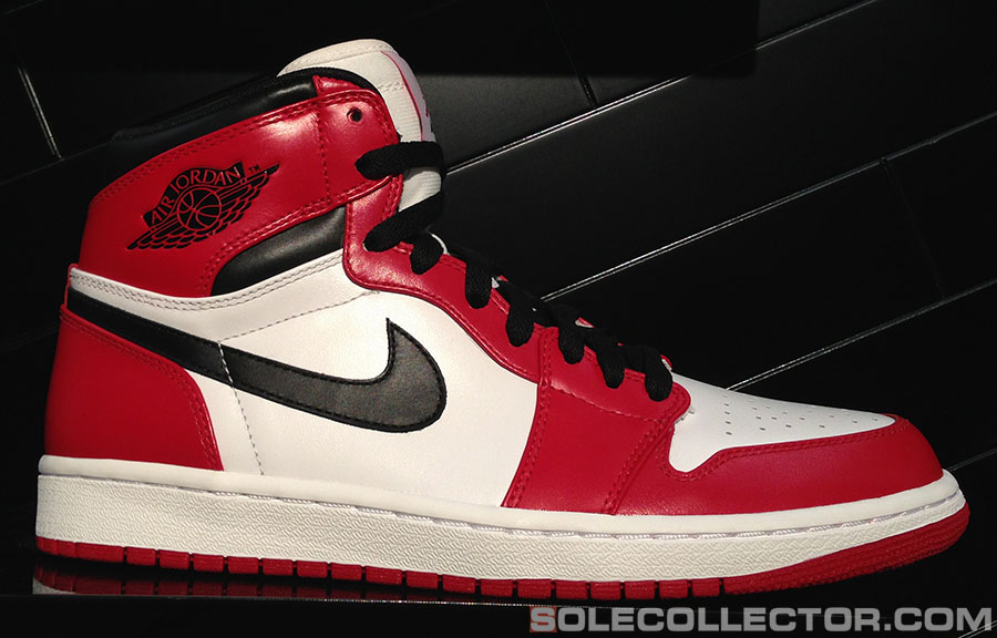 jordan retro 1 red black and white