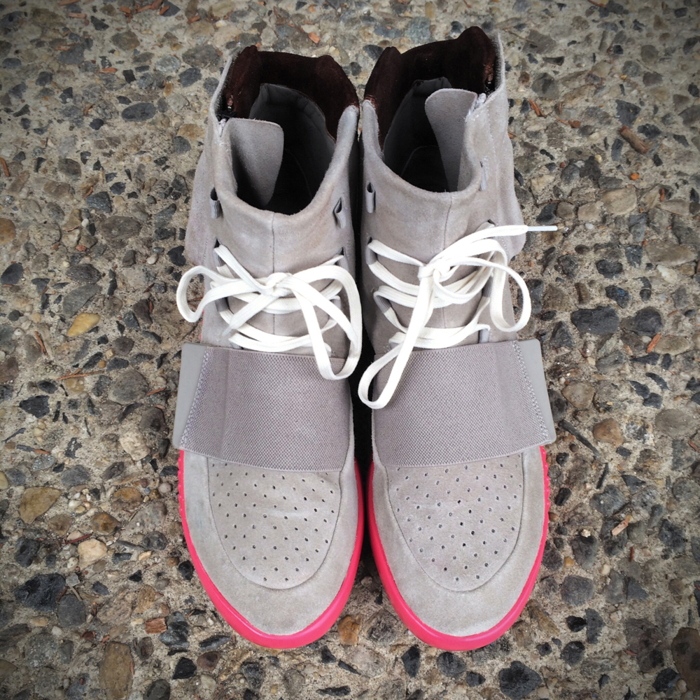 New Yeezys That Look Like Old Yeezys 