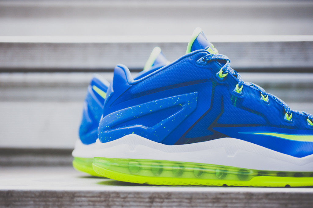 Nike lebron store 11 low sprite