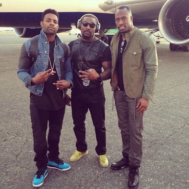 Michael Crabtree wearing Air Jordan 3 Powder