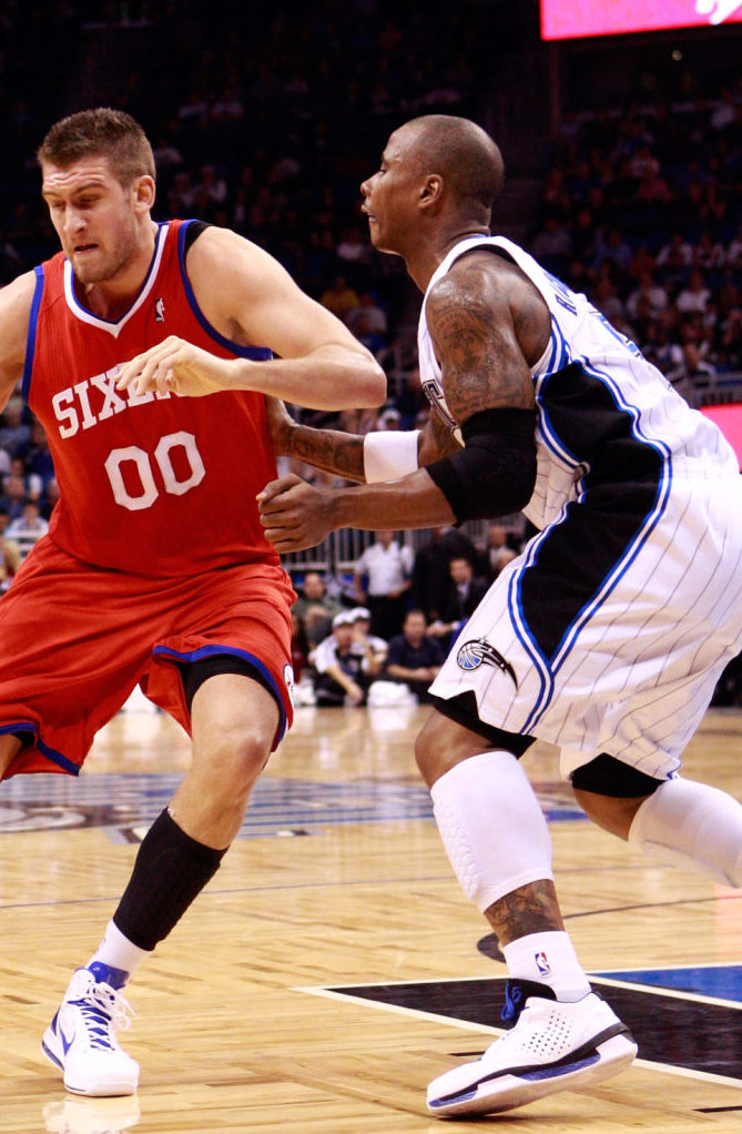 Quentin Richardson wearing Air Jordan 2010 Team Orlando Magic Home White/Black PE