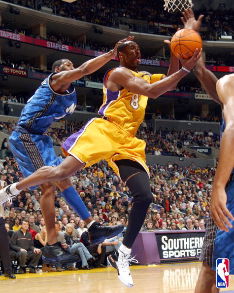 Kobe Bryant wearing the 'Croc' Air Jordan 17