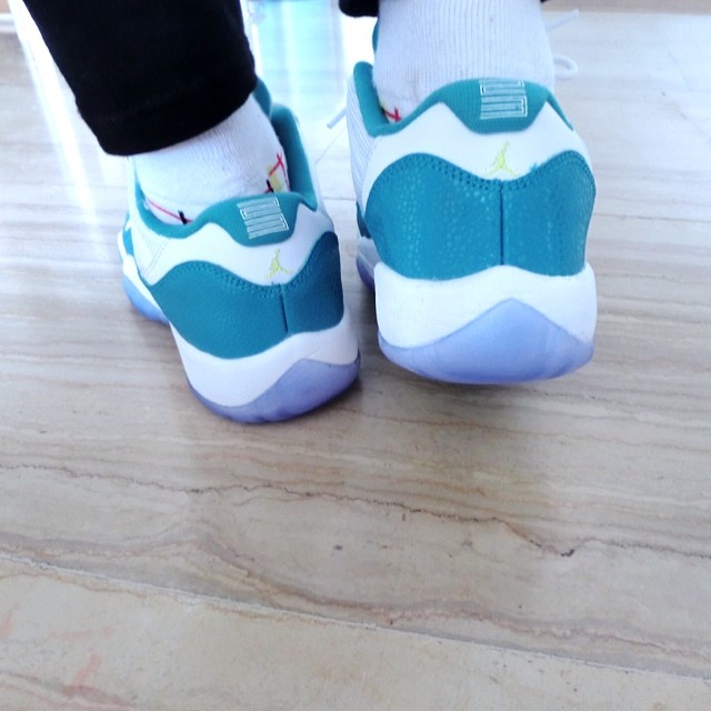 Aqua 11s shop