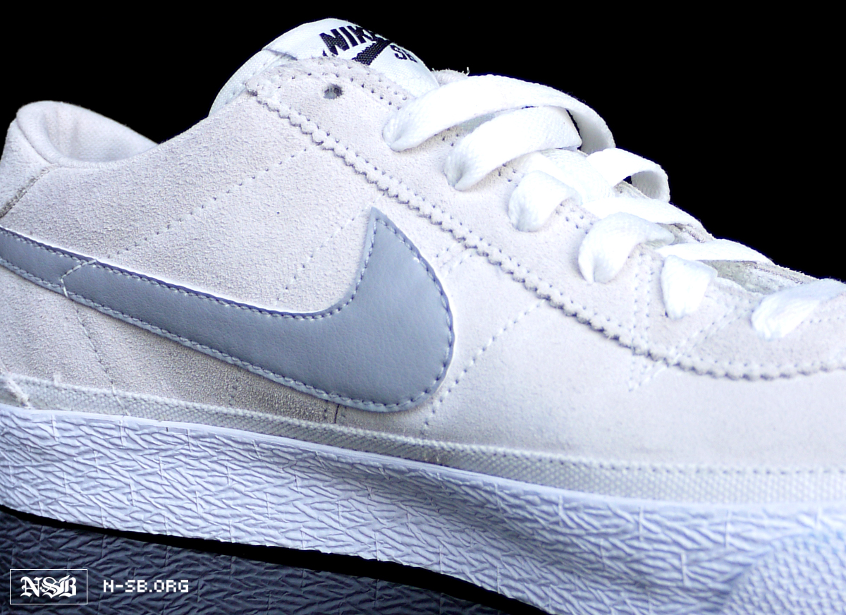 nike sb bruin white