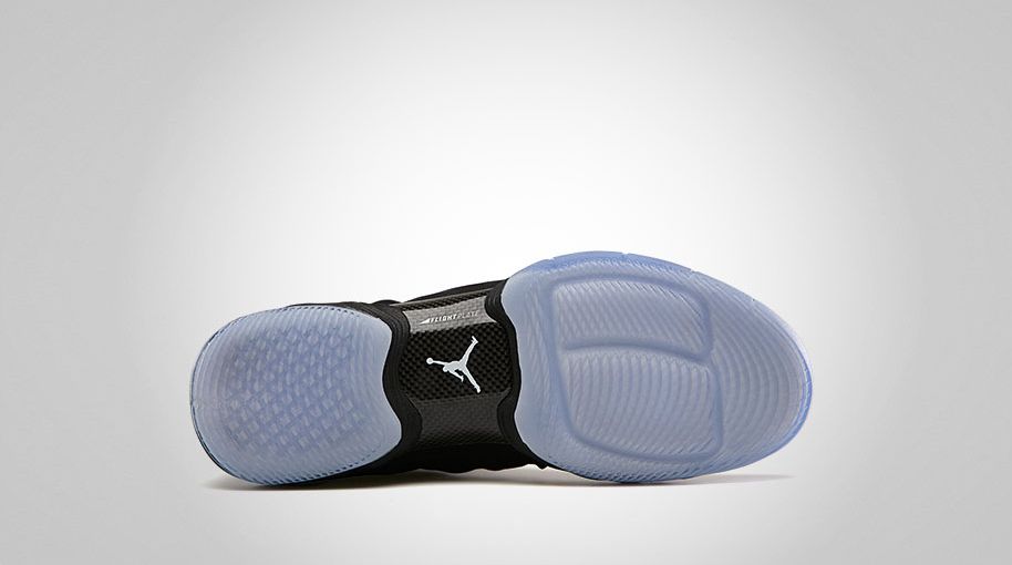 jordan 28s white and black