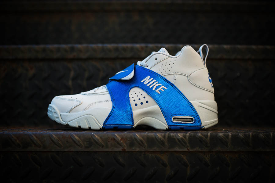 Nike Air Veer Wolf Grey Game Royal Complex