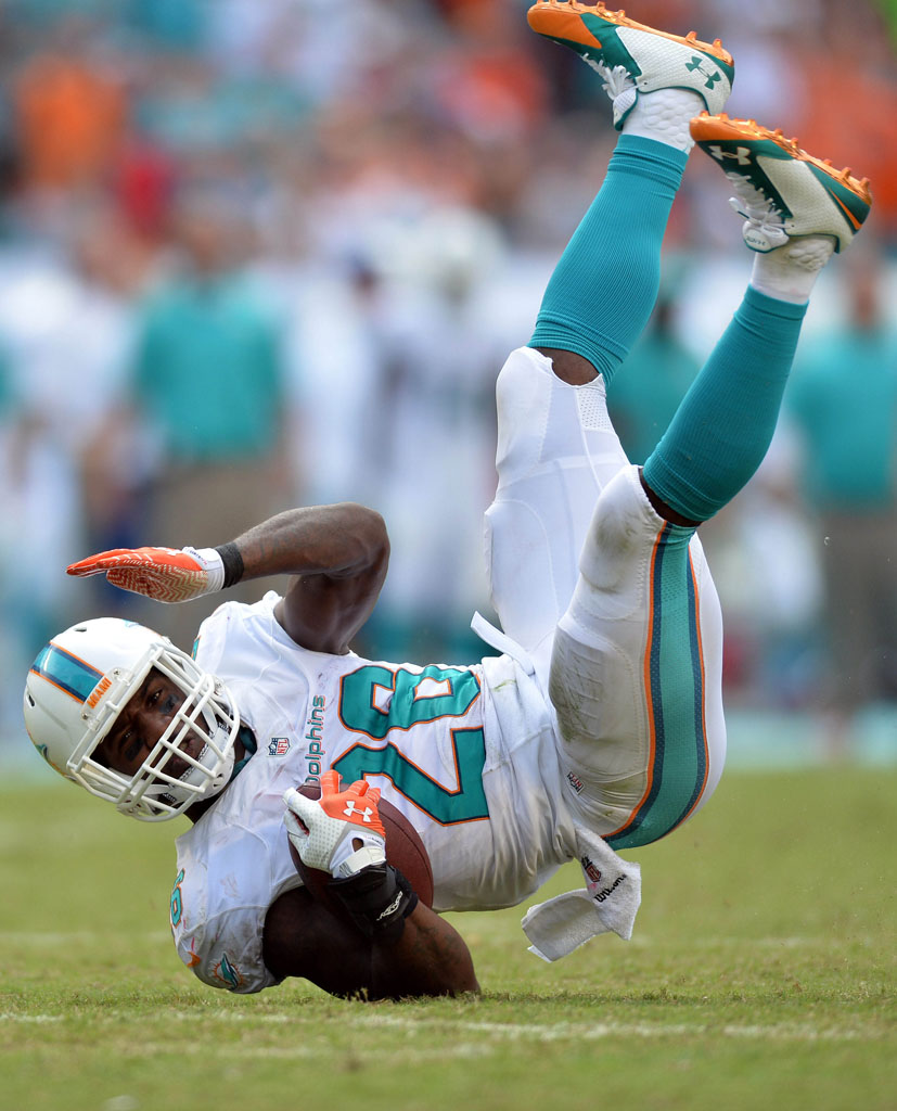 Lamar Miller wearing Under Armour Nitro Icon MC Dolphins