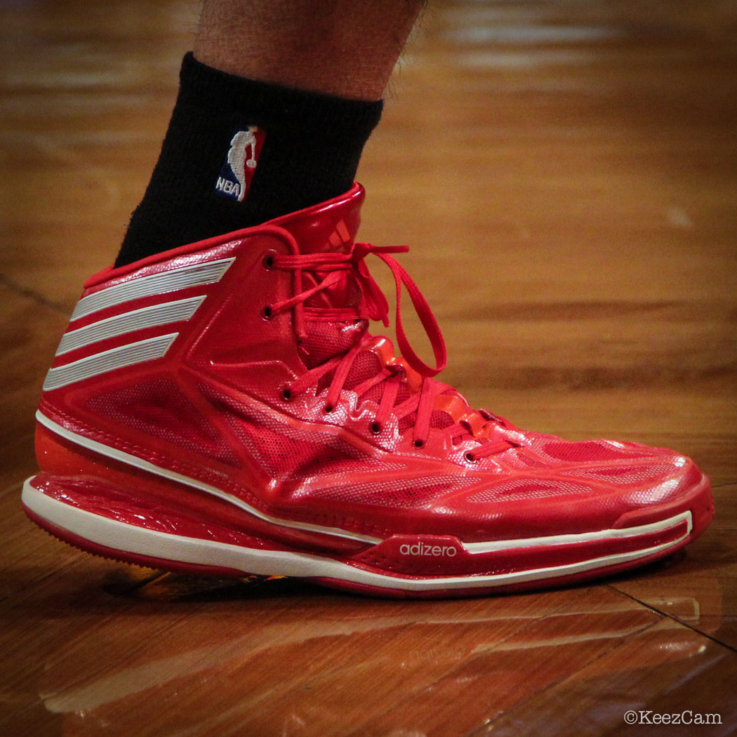 Jeremy Lin wearing adidas Crazy Light 3