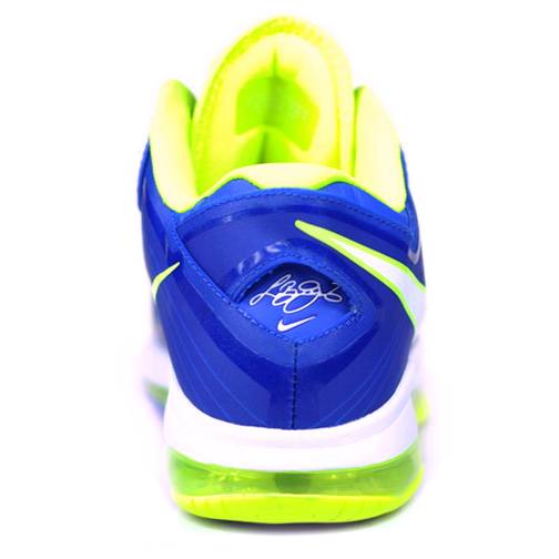 lebron sprite 8s