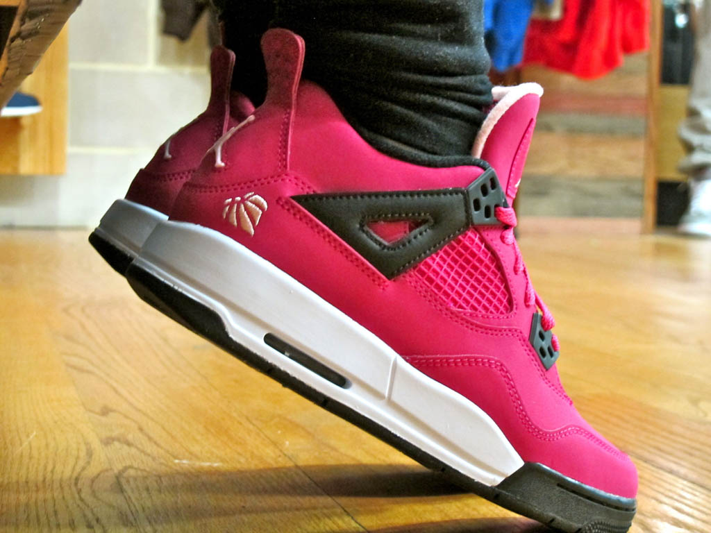 jordan retro 4 valentine's day