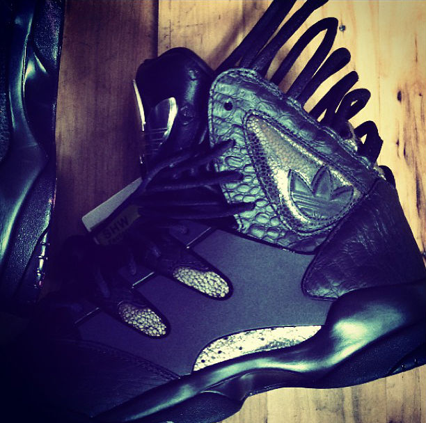 Teyana Taylor x adidas Originals Harlem GLC Black