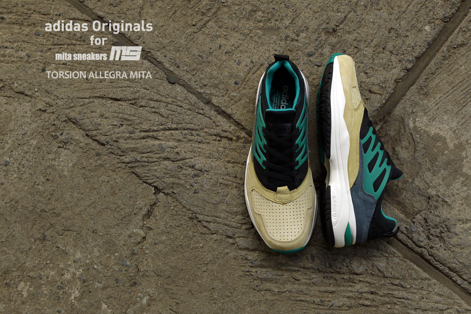 mita sneakers x adidas Originals Torsion Allegra top