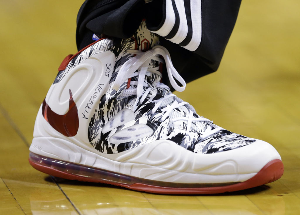 Chris Bosh wearing Nike Air Max Hyperposite White/Red Camo PE