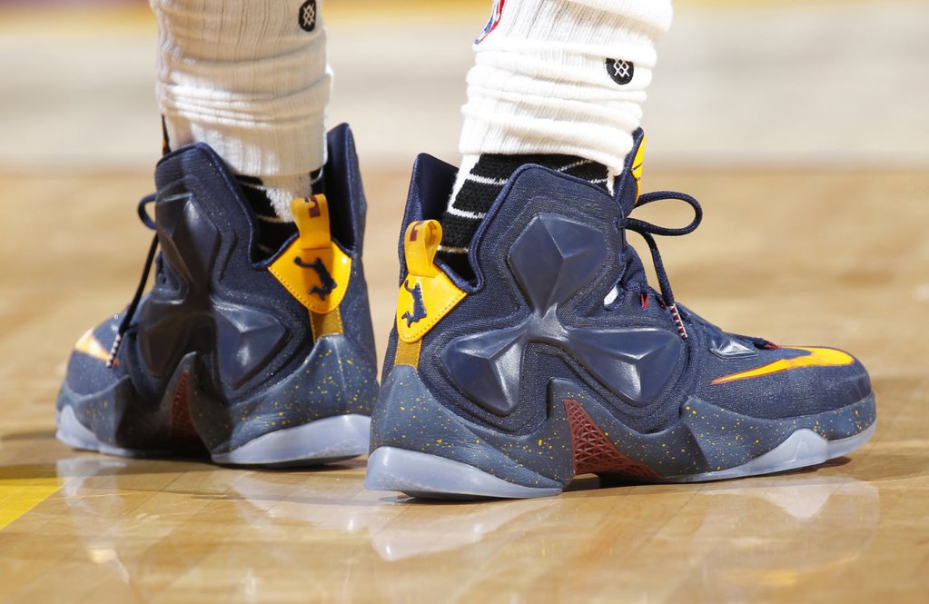 Latest Nike LeBron 13 PE 