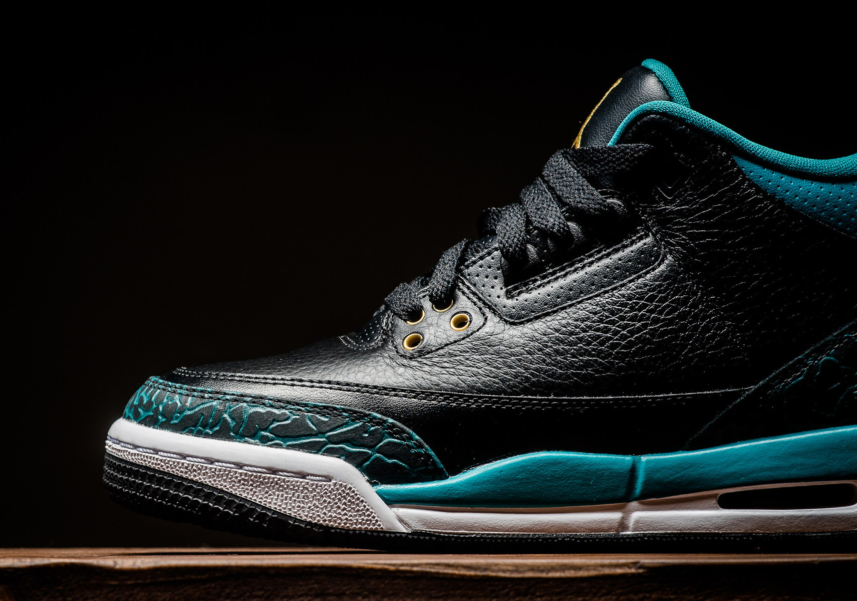 jordan 3 metallic blue