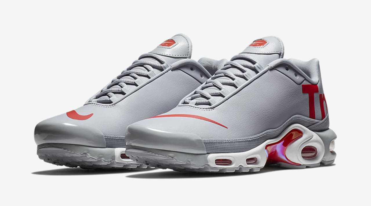 nike tn grey and red