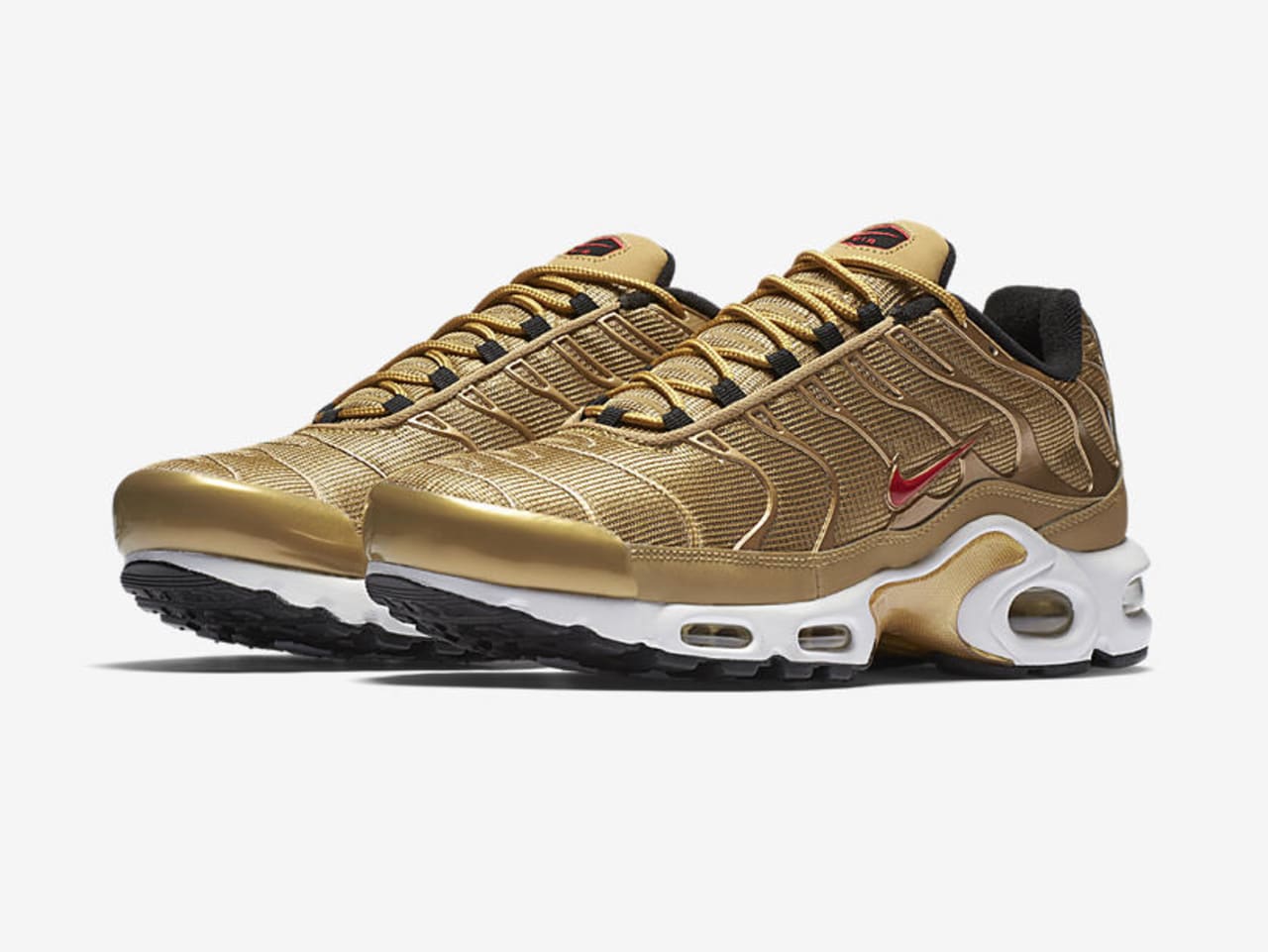 air max plus white and gold
