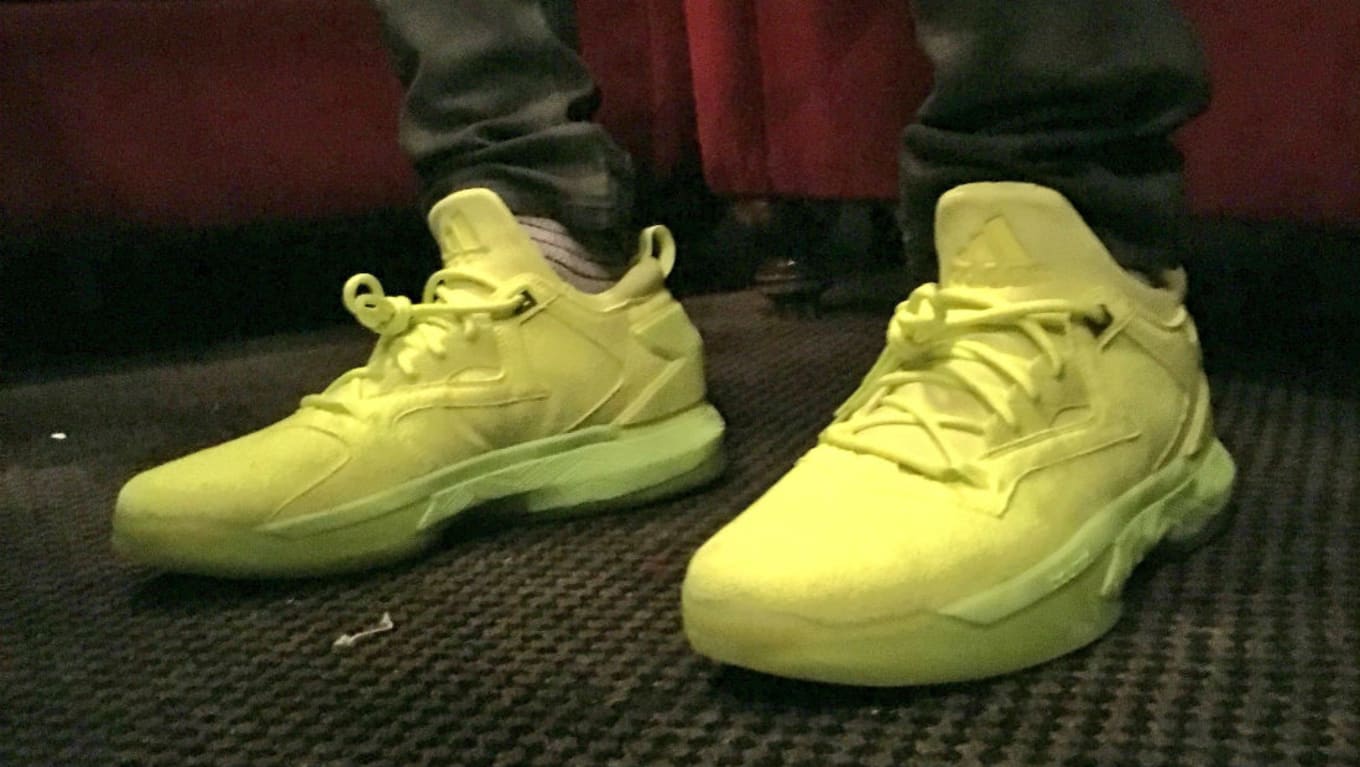 damian lillard shoes yellow