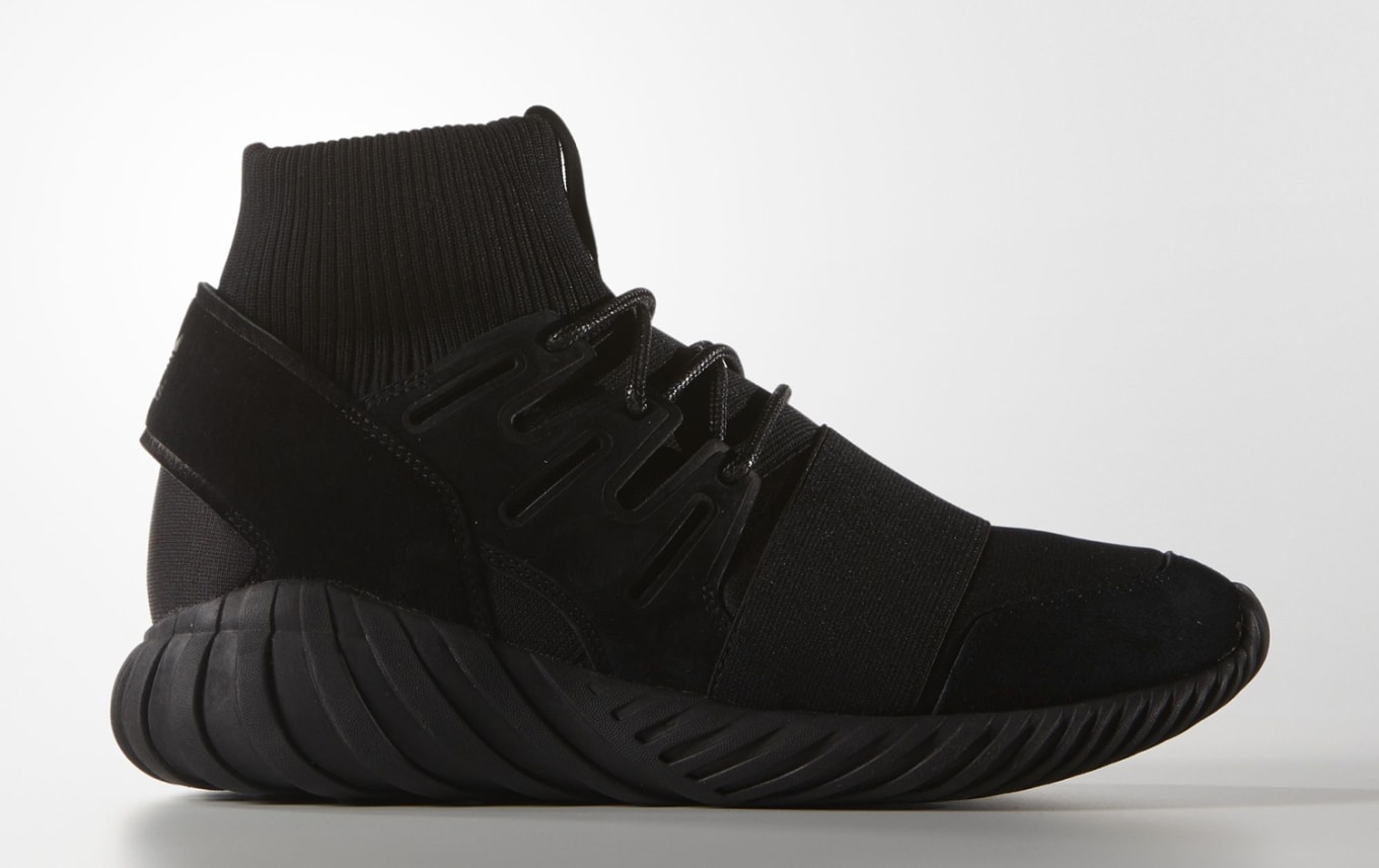 Adidas Tubular Doom Blackout | Sole